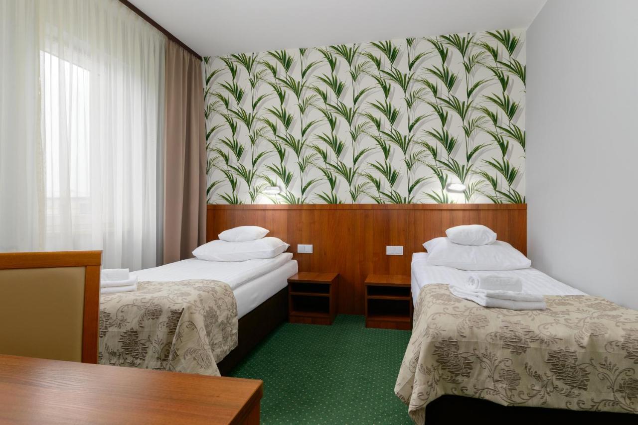 Hotel Zielony Poznan Luaran gambar