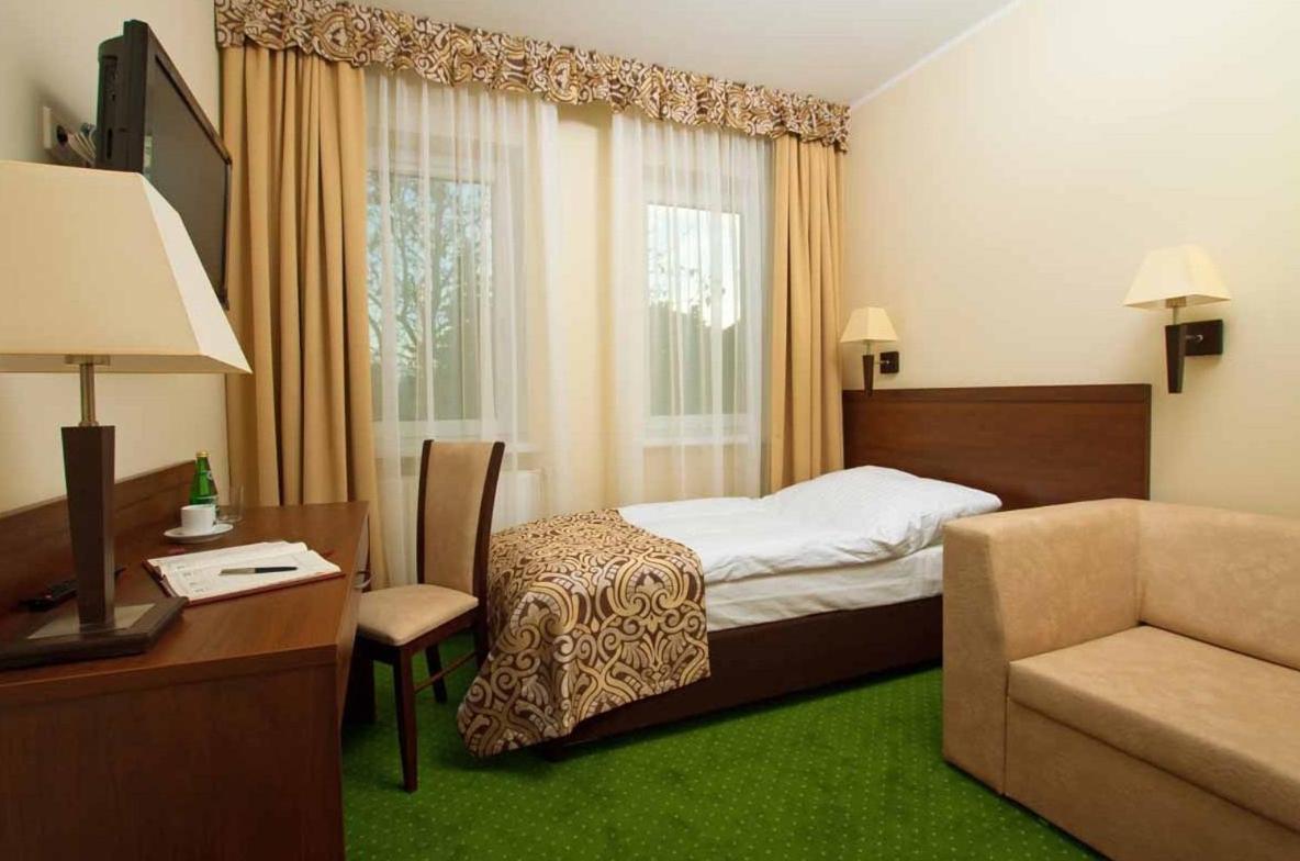 Hotel Zielony Poznan Luaran gambar