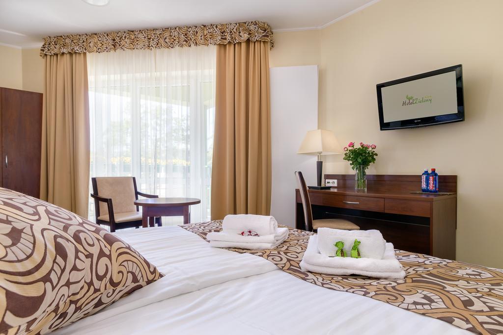 Hotel Zielony Poznan Luaran gambar