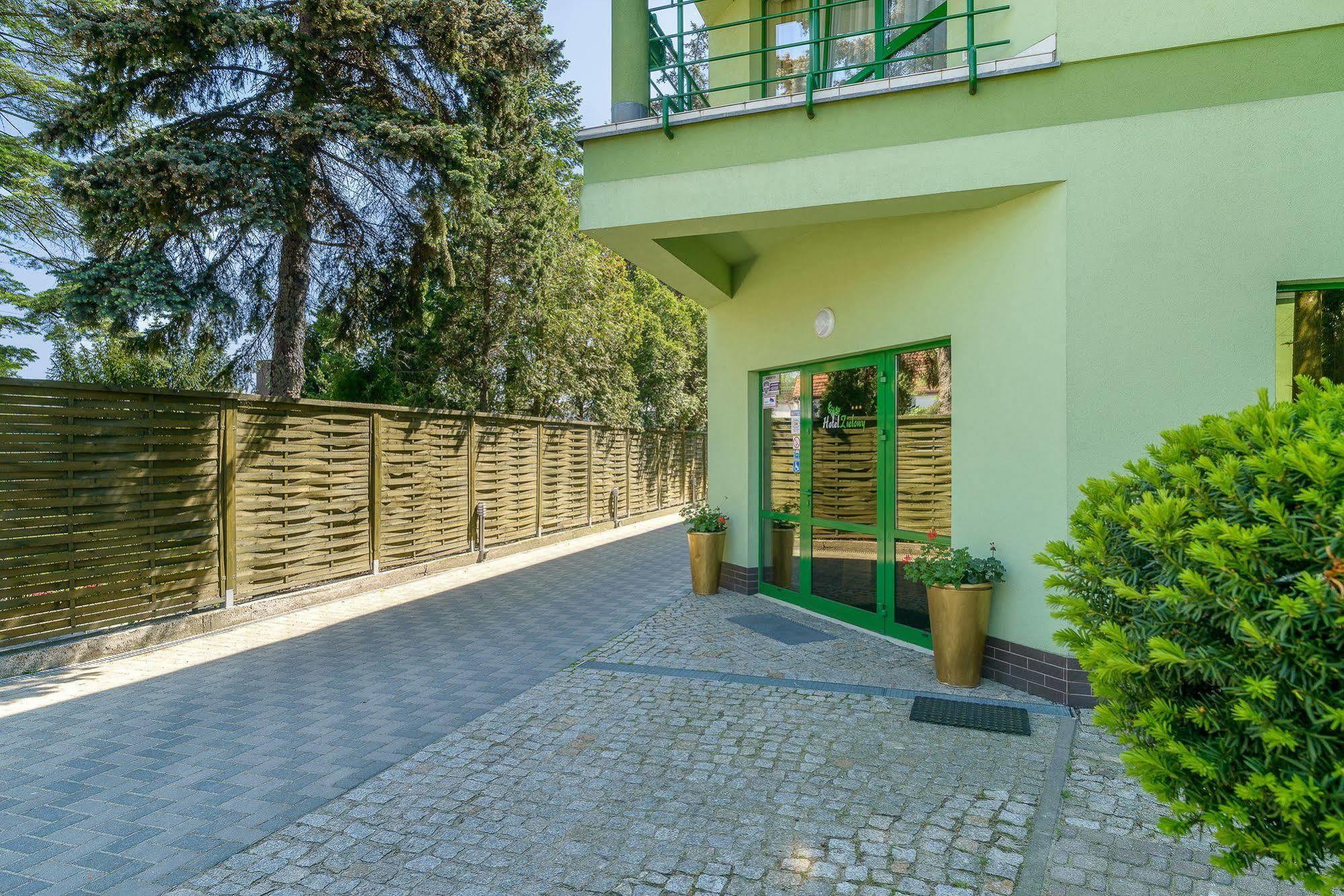 Hotel Zielony Poznan Luaran gambar